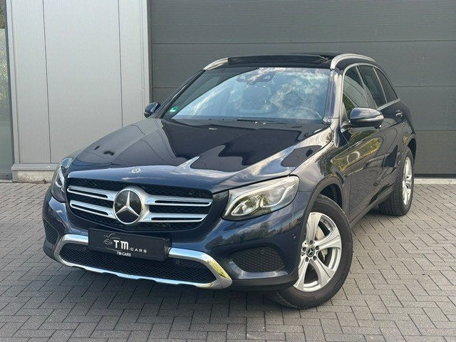 Mercedes-Benz GLC benzine automaat pano dak, Auto's, Automaat, Stof, 1995 cc, 4 cilinders