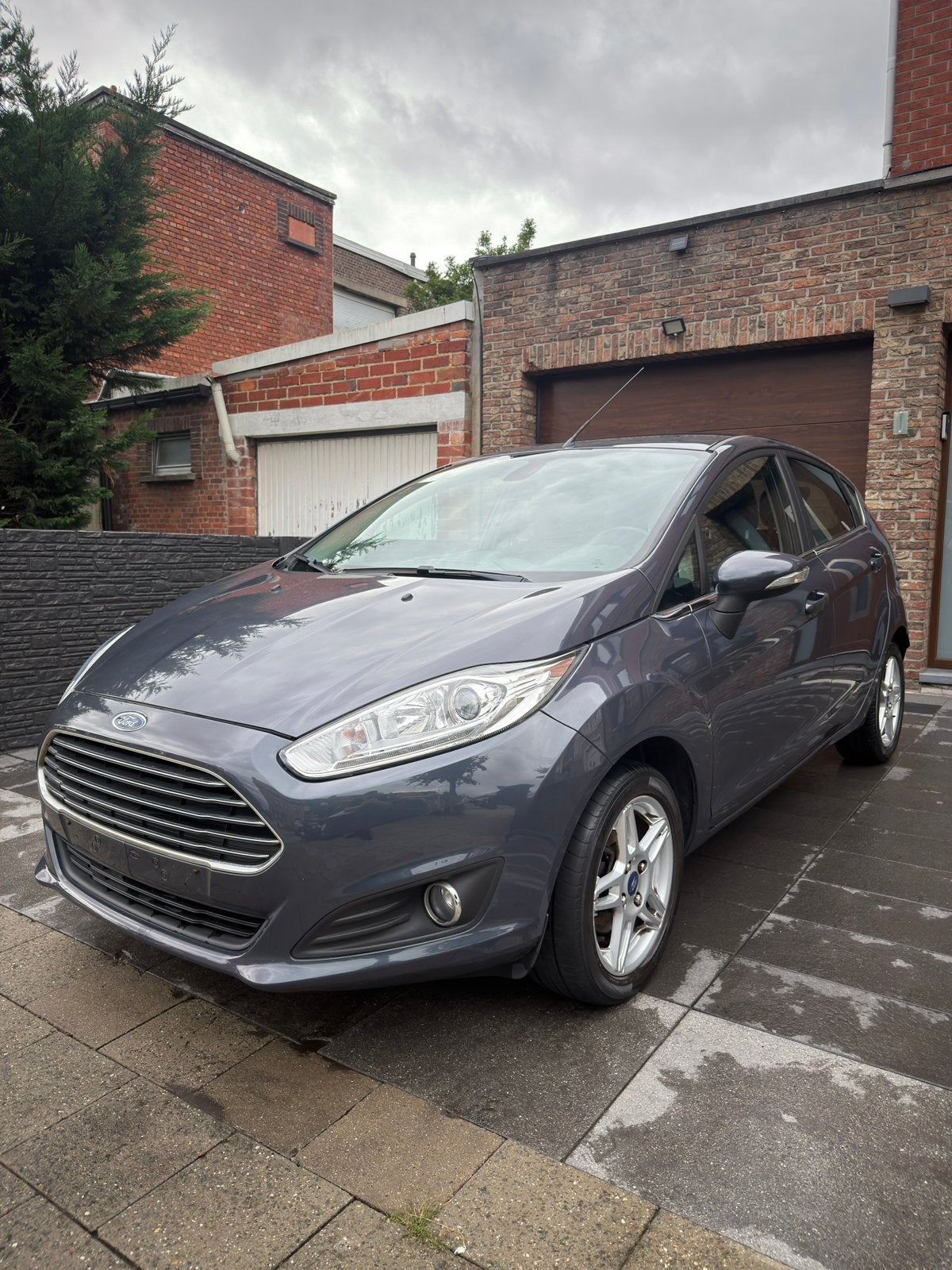 Ford Fiesta 1.0 EcoBoost Titanium /Airco/Euro5/Gekeurd VVK/, Autos, Achat, Noir, 5 portes, Feux de jour LED