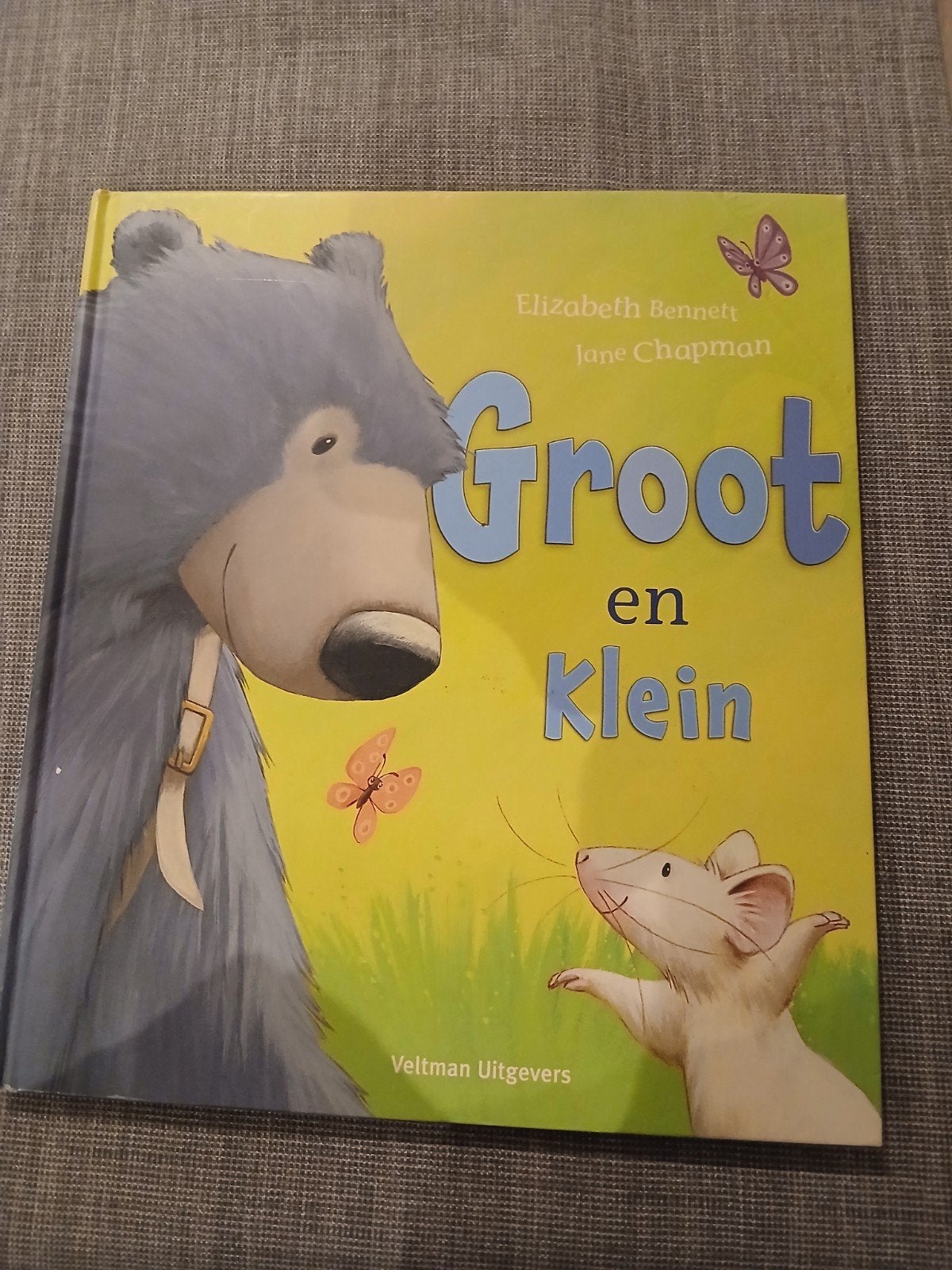 boek 'Groot en klein', Ophalen of Verzenden, Zo goed als nieuw, Voorleesboek