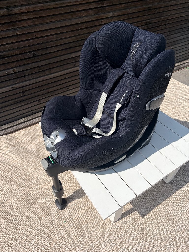 Autostoel: Cybex Base Z2 met Cybex Sirona Z2 i-Size Plus 360, Kinderen en Baby's, Gebruikt, 0 t/m 18 kg, Verstelbare rugleuning