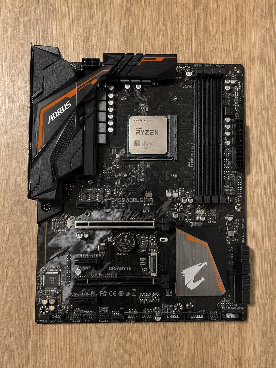 RYZEN 9 3900X + B450 AORUS ELITE, Informatique & Logiciels, Cartes mères, Enlèvement, Comme neuf