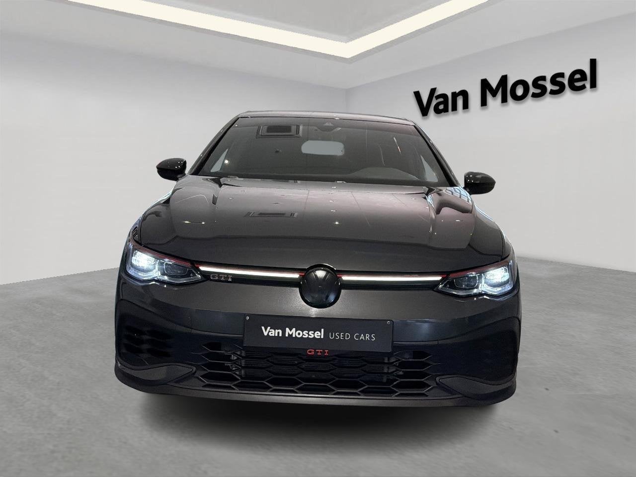 Volkswagen Golf VIII GTI Clubsport 2.0 TSI 221kW DSG, 167 g/km, Argent ou Gris, Entreprise, Carnet d'entretien