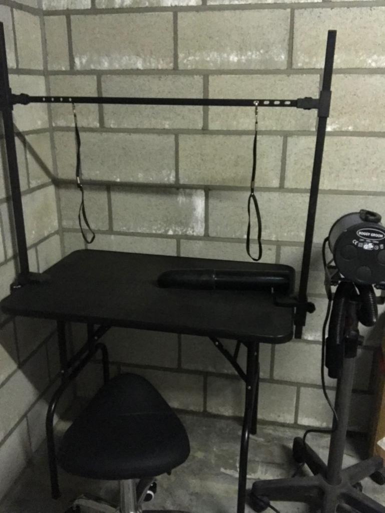 Hondentrimbehandeling, Dieren en Toebehoren, Hondenhokken, Hondenhok, Minder dan 65 cm, Ophalen of Verzenden