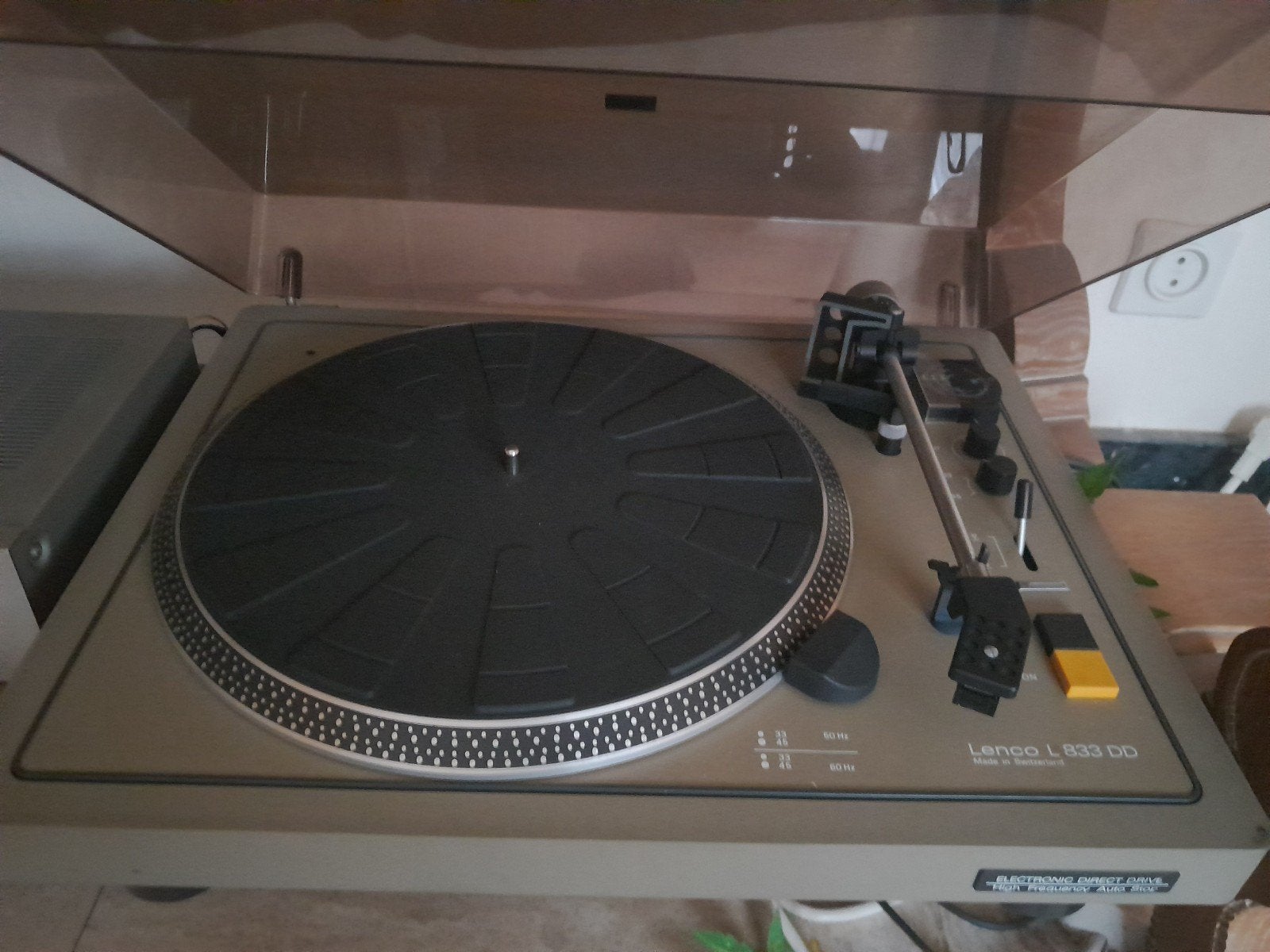 platenspeler. stereo en speaker, Ophalen, Platenspeler