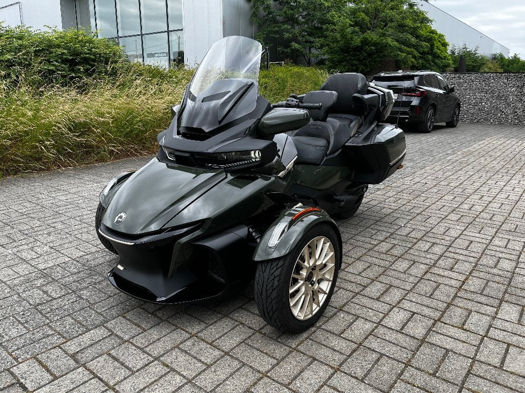 Can-Am Spyder RT Sea-to-Sky // slechts 5.397km!, Motoren, 1330 cc, 3 cilinders, Meer dan 35 kW