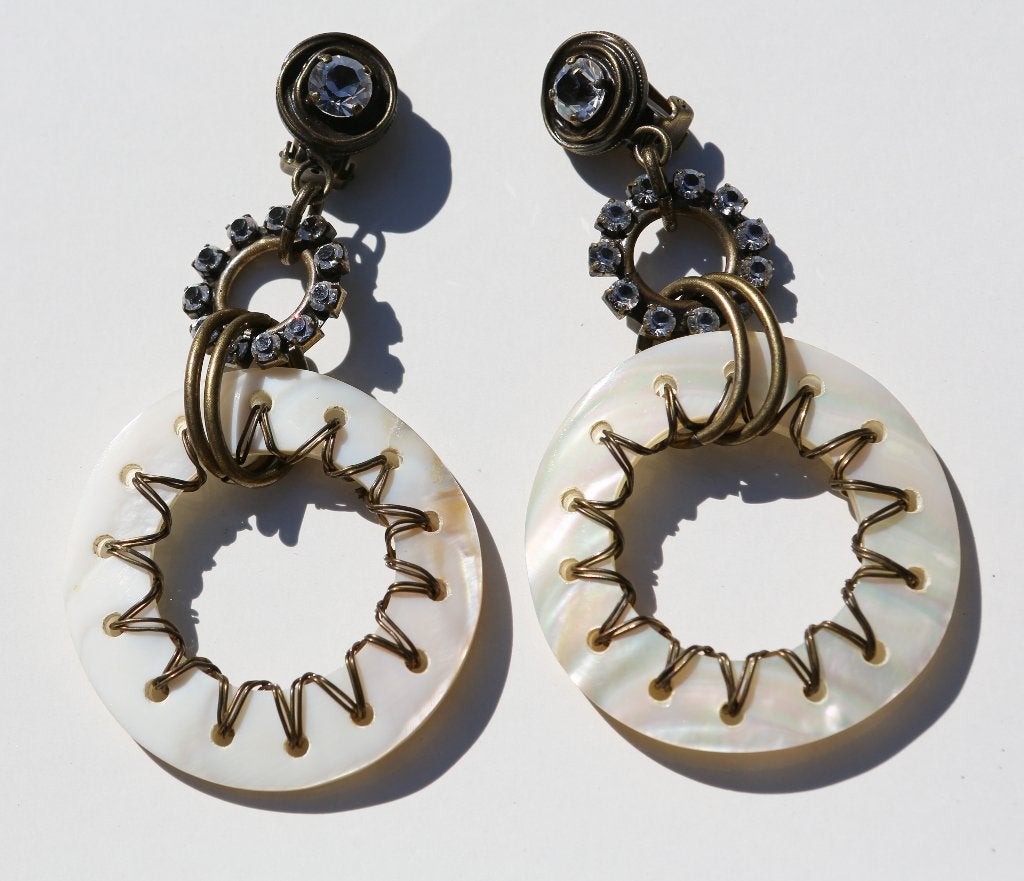 Splendides boucles d'oreilles clips - couture, Enlèvement ou Envoi, Neuf
