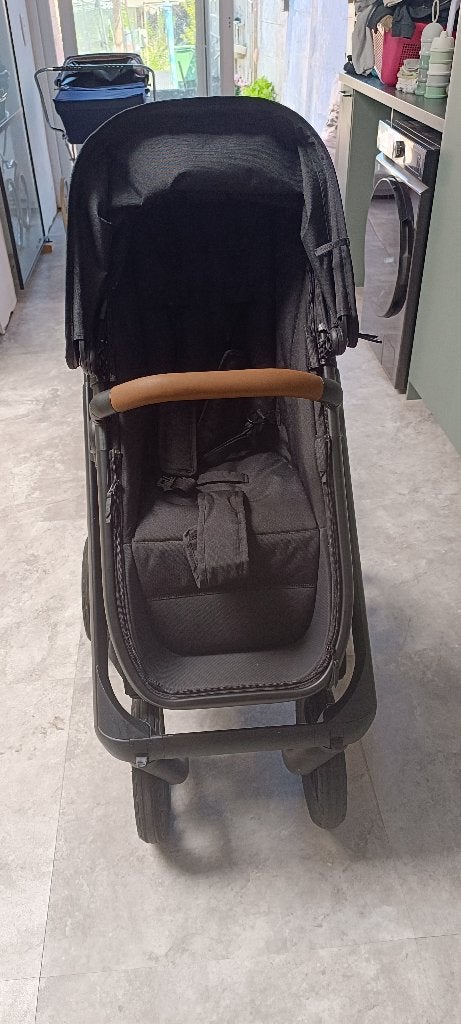 3 in 1 kinderwagen Dubatti, Zo goed als nieuw, Combiwagen, Luchtbanden, Ophalen