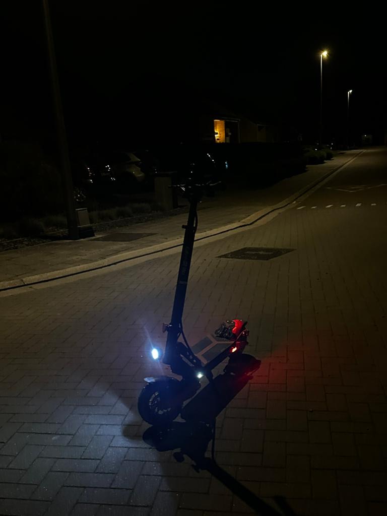Kukirin g2 max ( kan ruilen voor een g4 of g2 master of meer, Fietsen en Brommers, Steps, Ophalen, Zo goed als nieuw