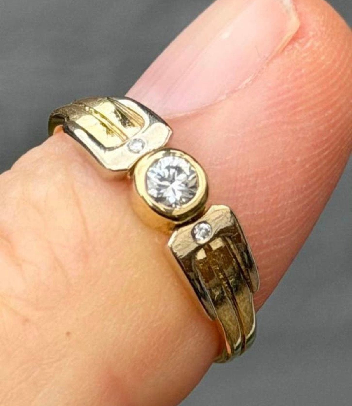 Prachtige 14K geel gouden ring met 3 natuurlijke diamanten, Bijoux, Sacs & Beauté, Bagues, Enlèvement ou Envoi, Or, 17 à 18, Femme