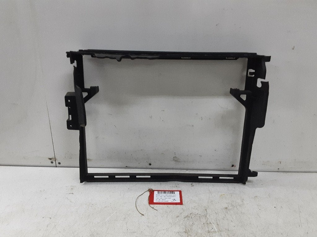 PIECES AVANT Renault Clio V (RJAB) (01-2019/-) (215597448R), Renault, Mevr. I. Hauben, Utilisé, Rue de l'Espoir 34 34
4030  GRIVEGNÉE, BE