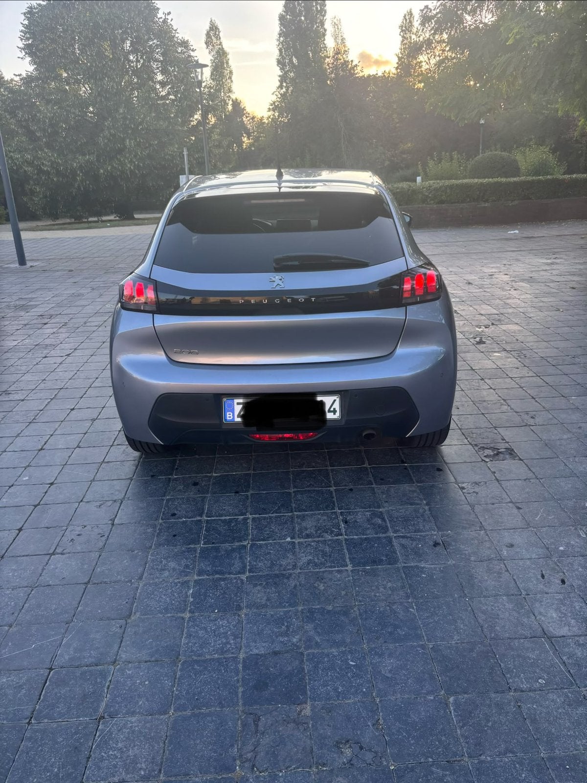 Peugeot 208 année 11/2021 1.5 bleu HDi, Autos, Achat, Boîte manuelle, Autres couleurs, 5 portes