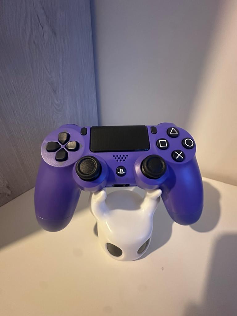 PS4 controller Paars, Games en Spelcomputers, Spelcomputers | Sony Consoles | Accessoires, Zo goed als nieuw, Controller, Ophalen of Verzenden