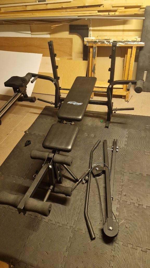 Multifunctionele fitnessbank / halterbank, Sport en Fitness, Ophalen, Gebruikt, Krachtstation, Metaal