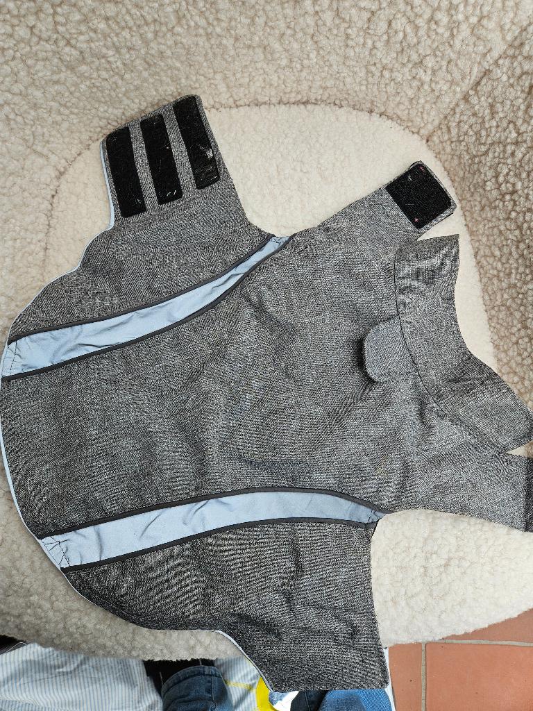 Hondenjas grijs AniOne 34 cm, Enlèvement ou Envoi, Utilisé, Manteau pour chien