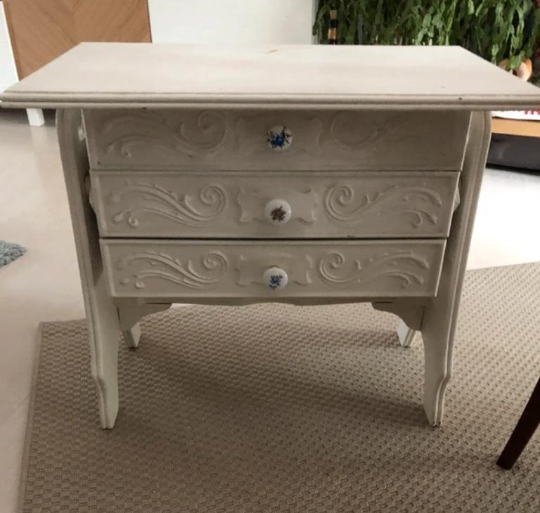 console à bijoux ou couture, Enlèvement, Utilisé