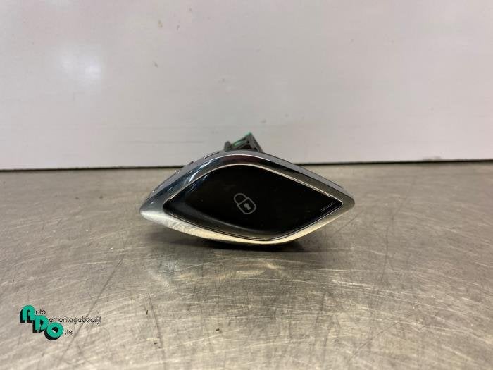 Centrale deurvergrendeling Schakelaar van een Citroen DS3 (D, Gebruikt, -, Ophalen of Verzenden, -