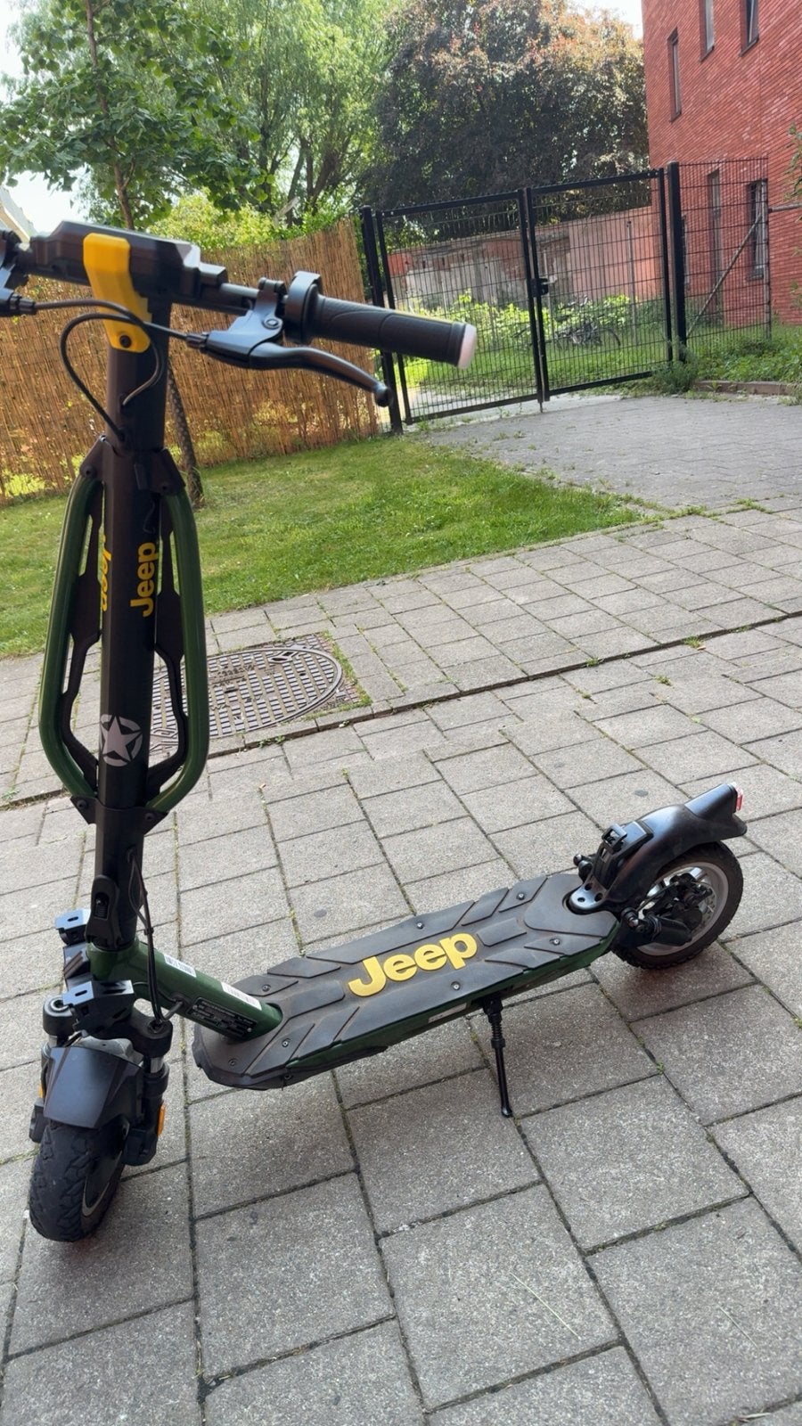 Jeep step, Fietsen en Brommers, Steps, Zo goed als nieuw, Elektrische step (E-scooter), Ophalen
