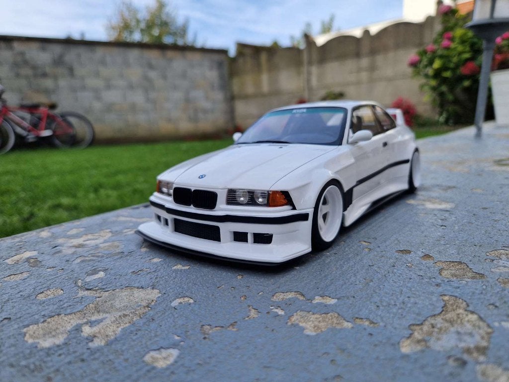 BMW M3 E36 Coupé Khyzyl Saleem 1/18 - Limited - PRIX : 119€, Enlèvement ou Envoi, Neuf, Voiture, OttOMobile