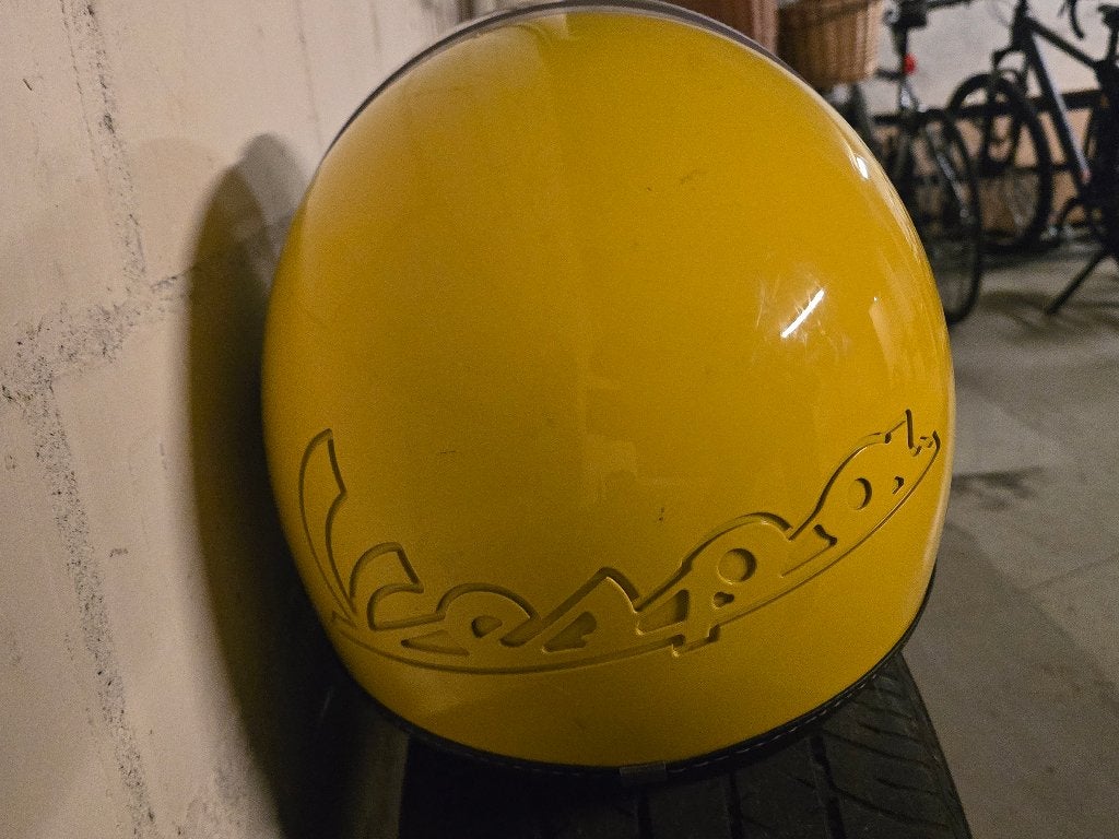 Vespa helm geel, Ophalen, Gebruikt, Large, Vespa