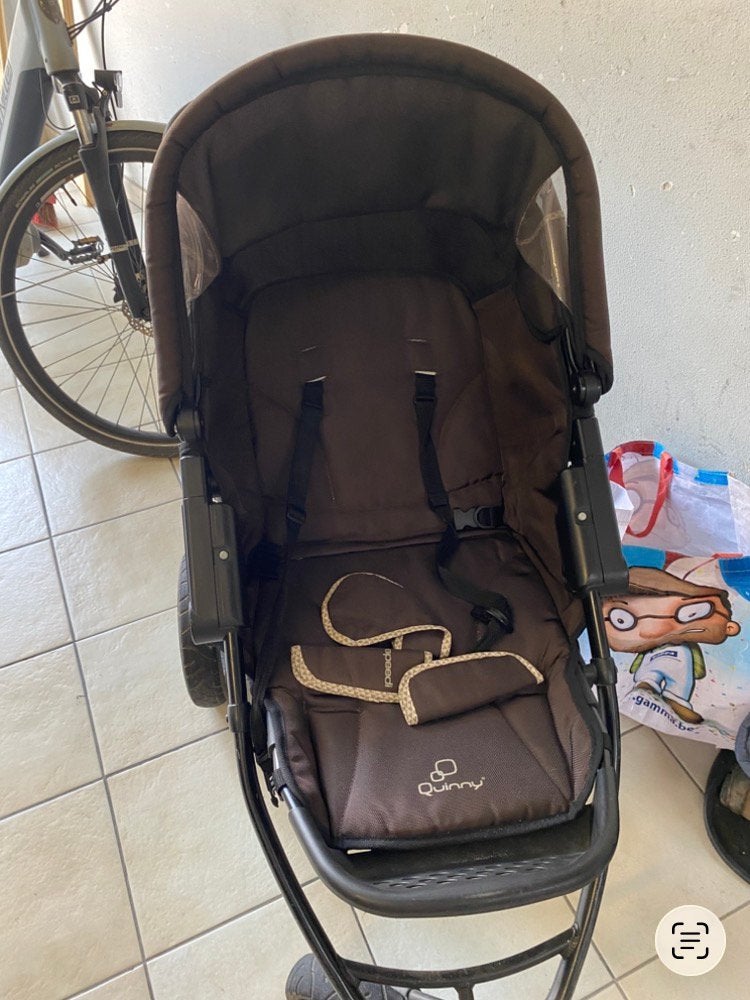 Buggy met toebehoren, Ophalen, Gebruikt