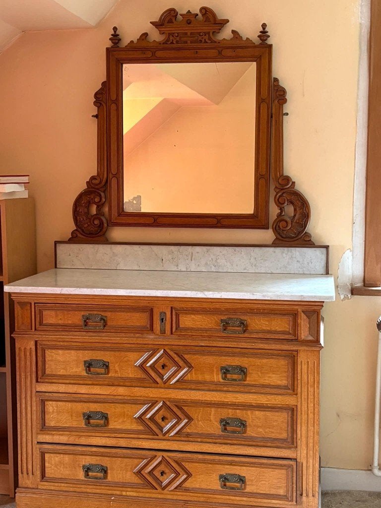 coiffeuse en chêne massif, 5 tiroirs ou plus, Henri II, Enlèvement, Utilisé