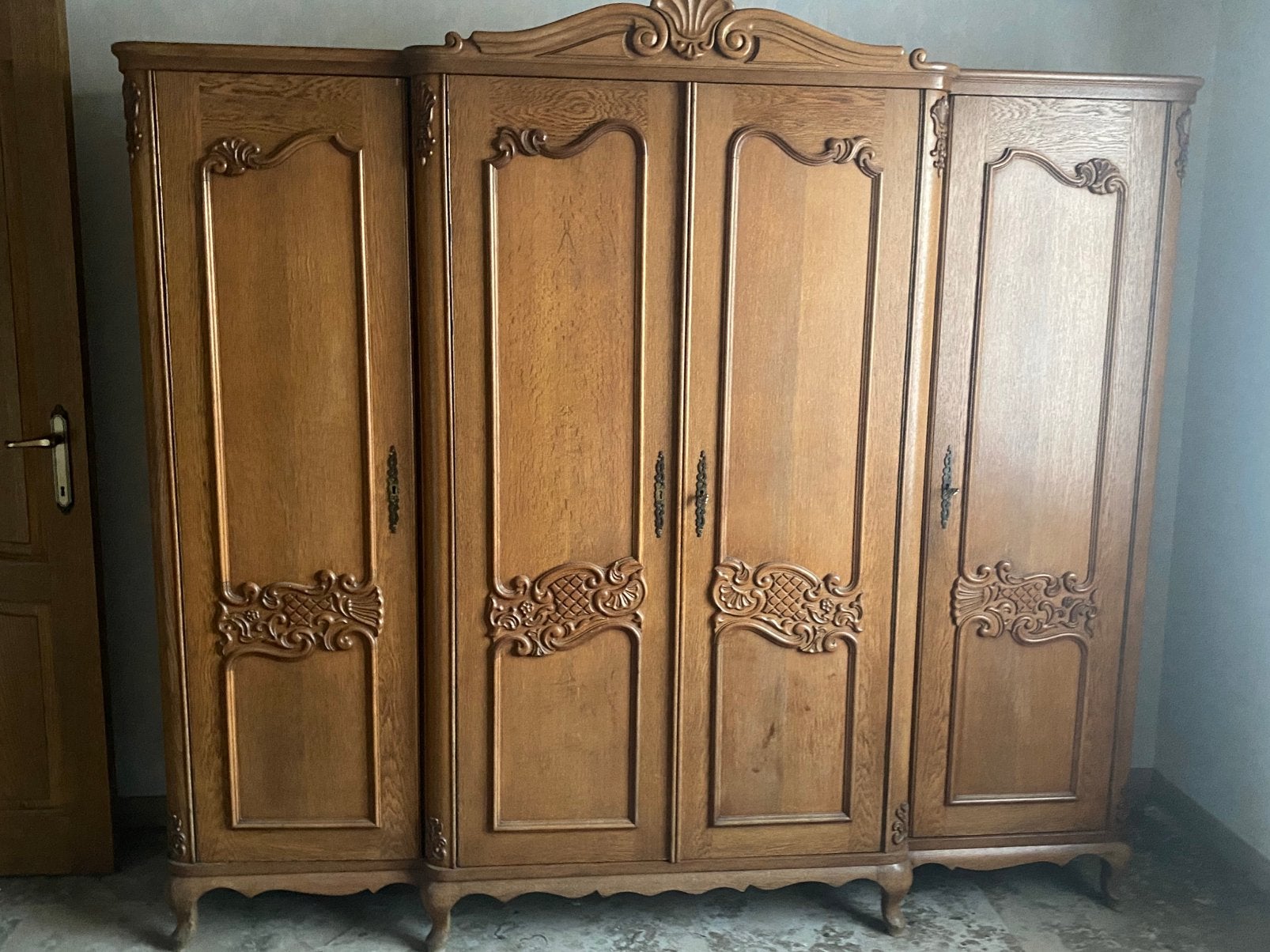 Klassieke massief eiken kleerkast, Huis en Inrichting, Slaapkamer | Complete slaapkamers, Ophalen, Zo goed als nieuw