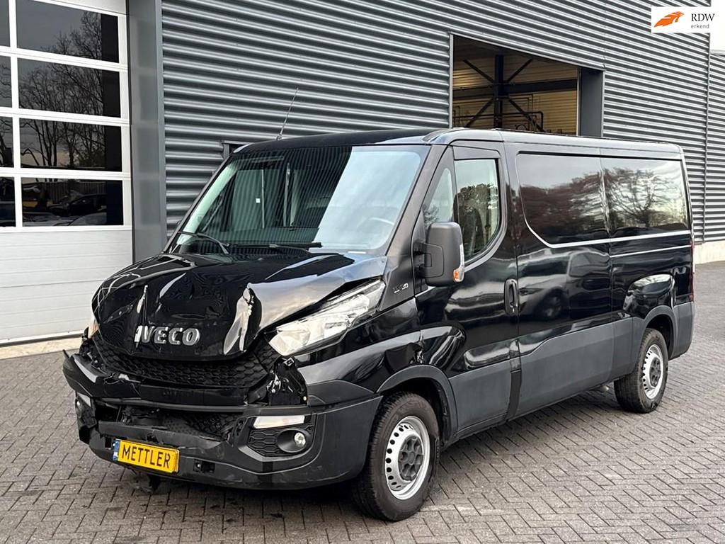 Iveco Daily 35S13V 2.3 352 L2H1, cruise control, airco, Autos, Euro 5, Achat, Boîte manuelle, 5 portes