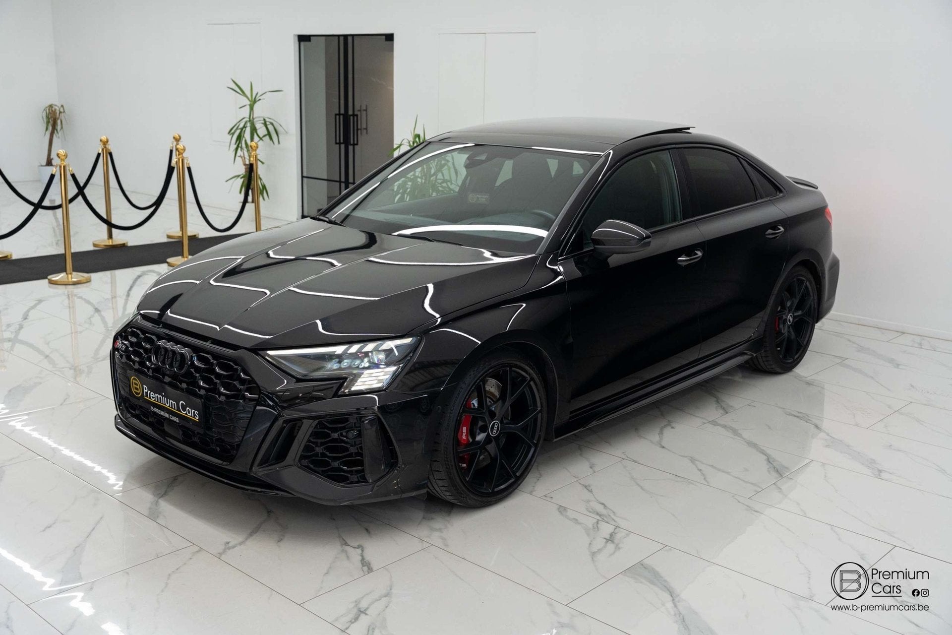 Audi RS3 Quattro Facelift! B&O, open dak! Sfeer! Garantie!, Auto's, Audi, Automaat, https://public.car-pass.be/vhr/81e4677d-9891-436e-8cfb-174381c4a634