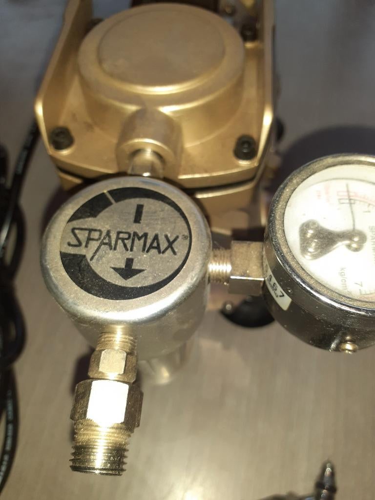 Sparmax airbrush toestel, Enlèvement