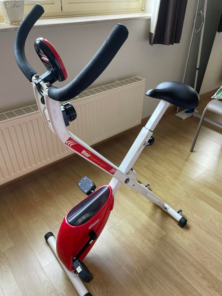Hometrainer, Sport en Fitness, Fitnessapparatuur, Ophalen, Zo goed als nieuw, Hometrainer
