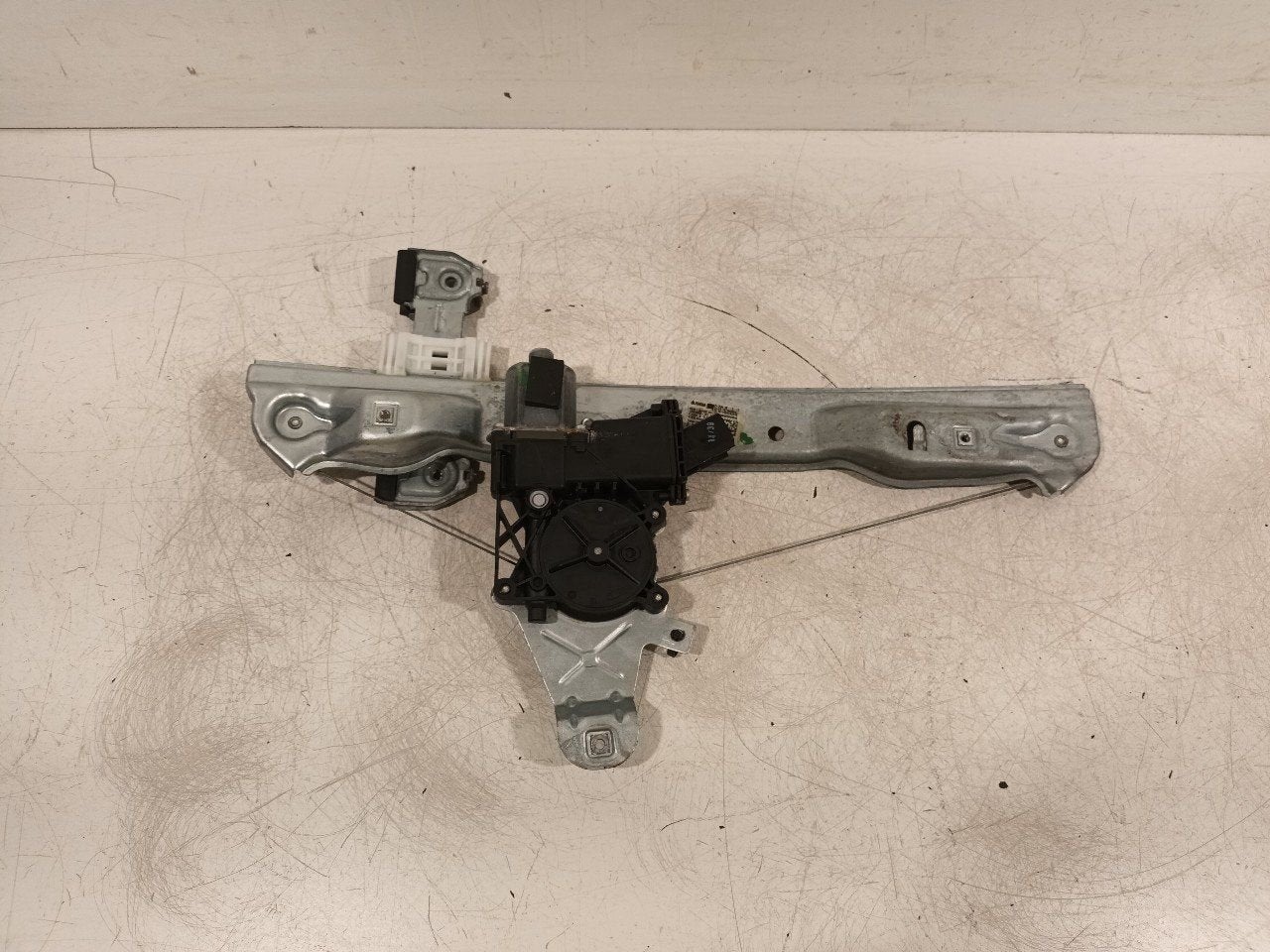Raammechaniek elektrisch rechts achter Opel Meriva, Onderdelen@venauto.nl, Van der Ven Autorecycling B.V., Ettenseweg 76, 4706 PB Roosendaal, The Netherlands