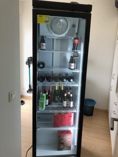 Dranken koelkast 394 L, Ophalen, Zonder vriesvak, 200 liter of meer, 60 cm of meer