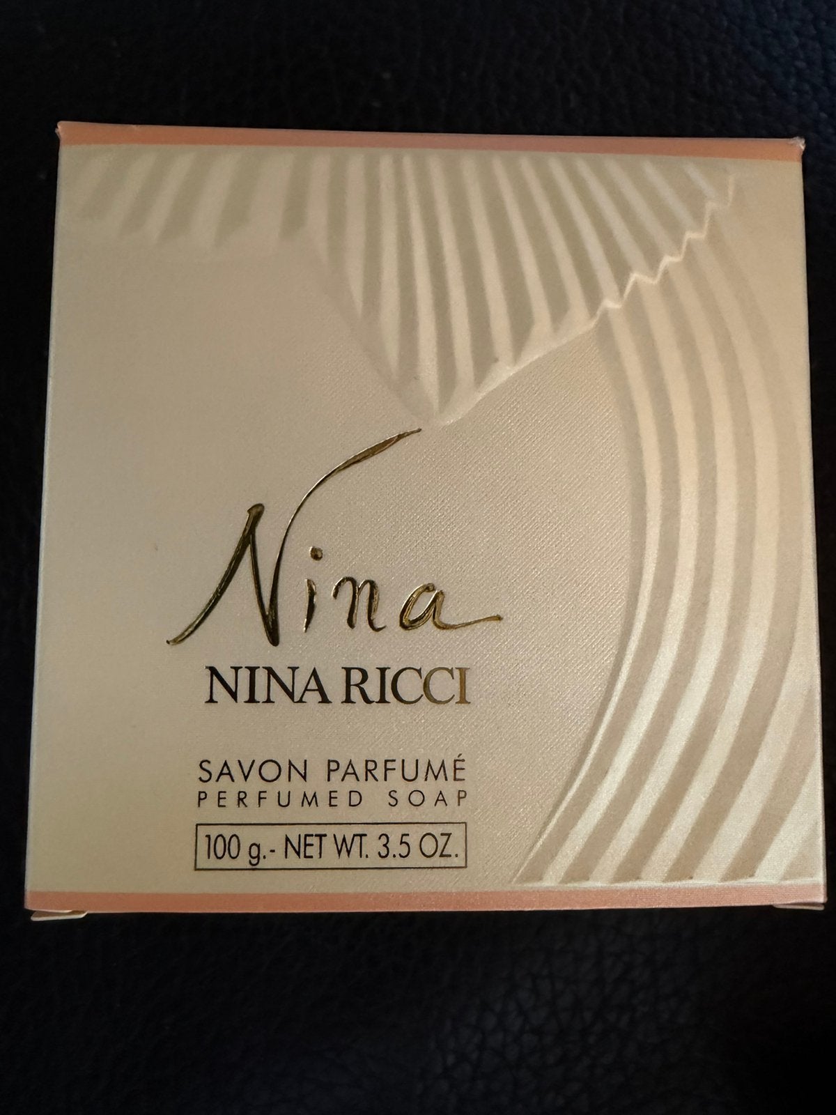 Nina Ricci zeep - savon 100 gr VINTAGE!, Enlèvement, Neuf