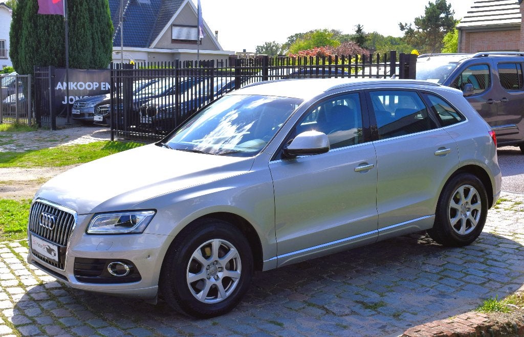 Audi Q5 2.0TDi/1st Owner/HISTORY/EURO6b/GARANTIE, Auto's, Voorwielaandrijving, Dealer onderhouden, 4 cilinders, Q5