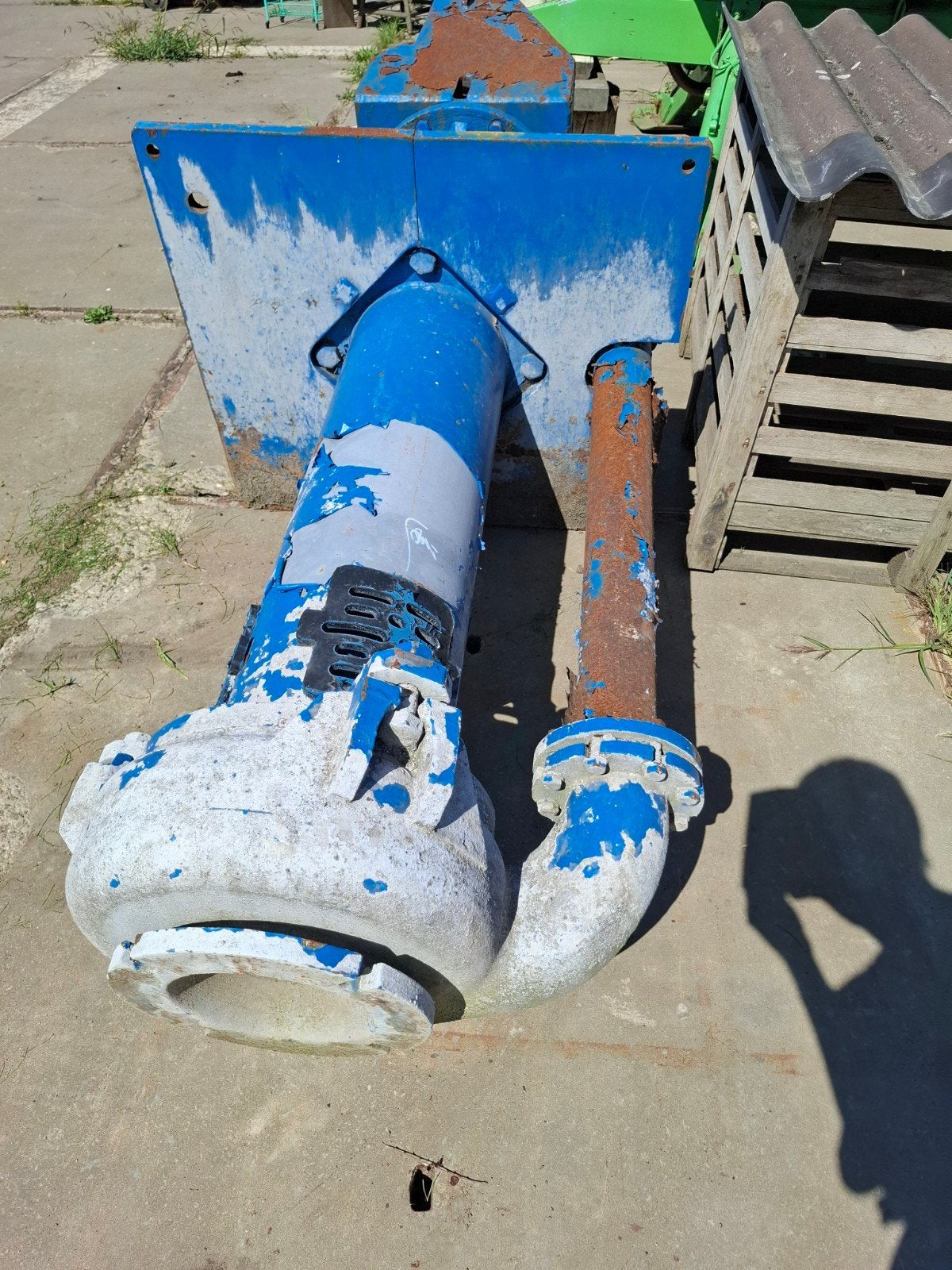 Grote  vuil waterpomp.   Begieting .  Hydro . Haspel, Ophalen of Verzenden