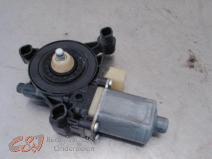 Moteur de vitre portière d'un Volkswagen Crafter, Autos : Pièces & Accessoires, Volkswagen, -, 3 mois de garantie, Utilisé