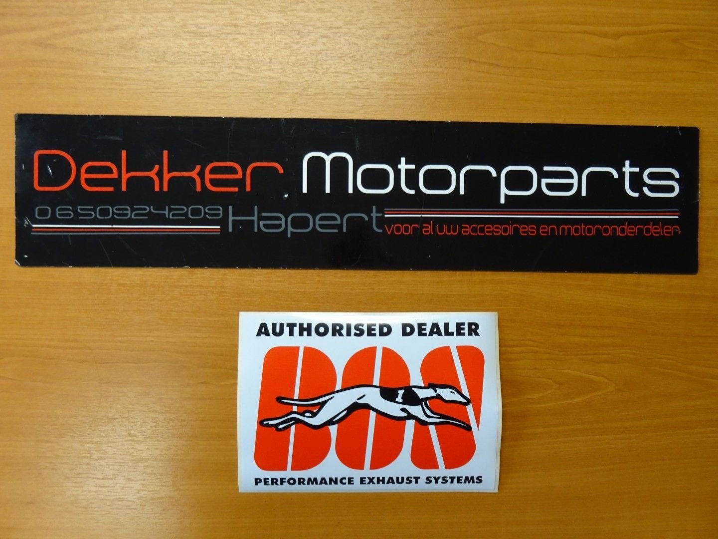 Bos Exhausts Sticker # Bos Authorised Dealer #, Motos, Accessoires | Autocollants, Enlèvement ou Envoi, -, -, -