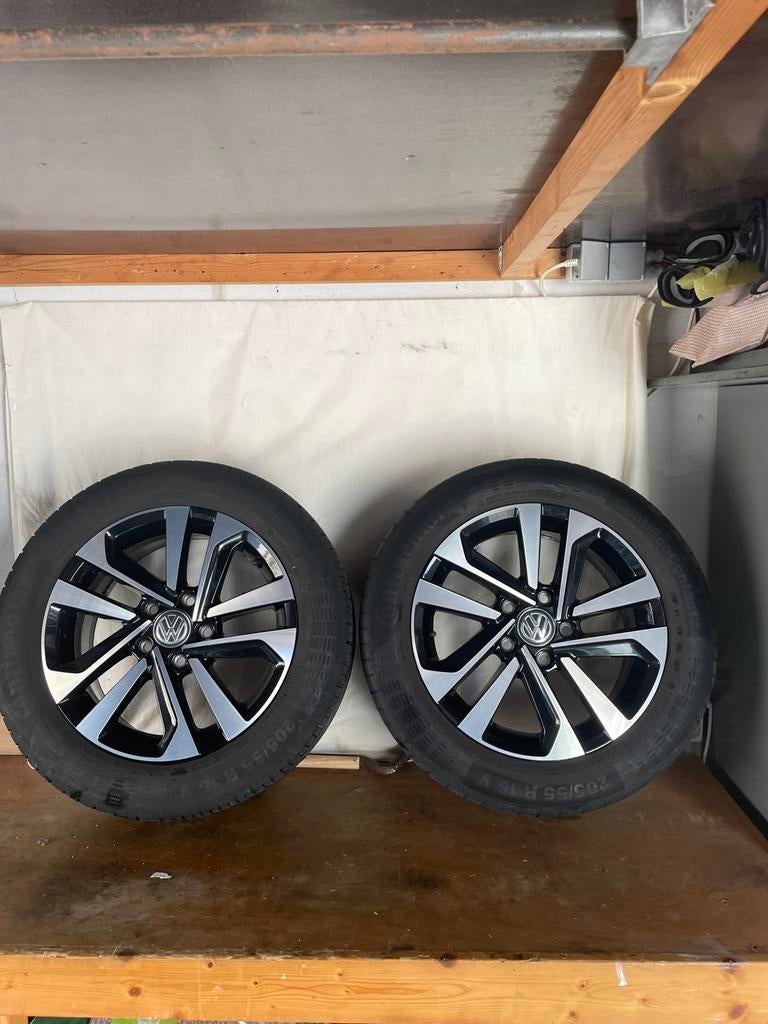Autovelgen VW, Ophalen, Band(en)