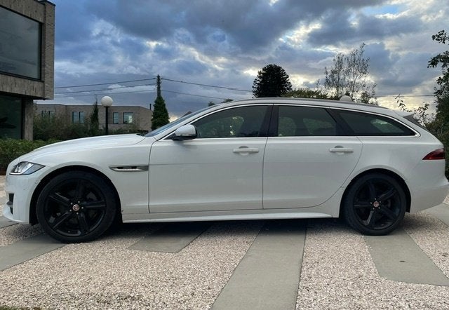 Jaguar: ruimte, luxe en elegantie in één., Auto's, Automaat, 4 zetels, 139 g/km, Euro 6
