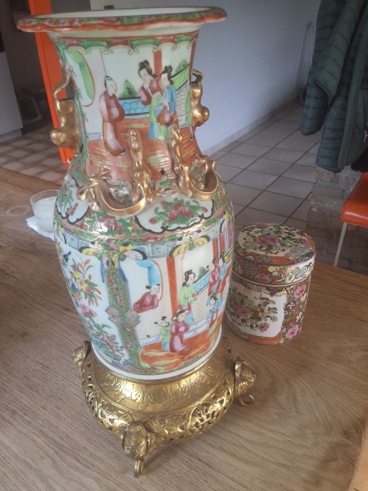 Vase (lampe) et pot (canton) Chinois XlX, Enlèvement