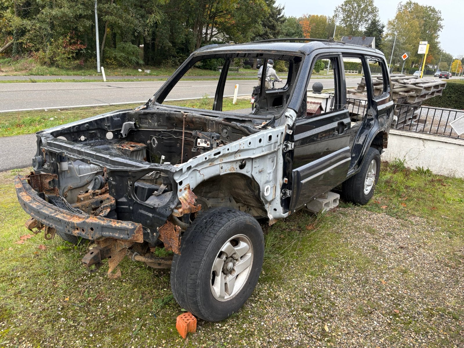Hyundai Terracan 2005 — épave avec papiers — 450€, Autos, Achat, Boîte manuelle, 5 portes, Diesel