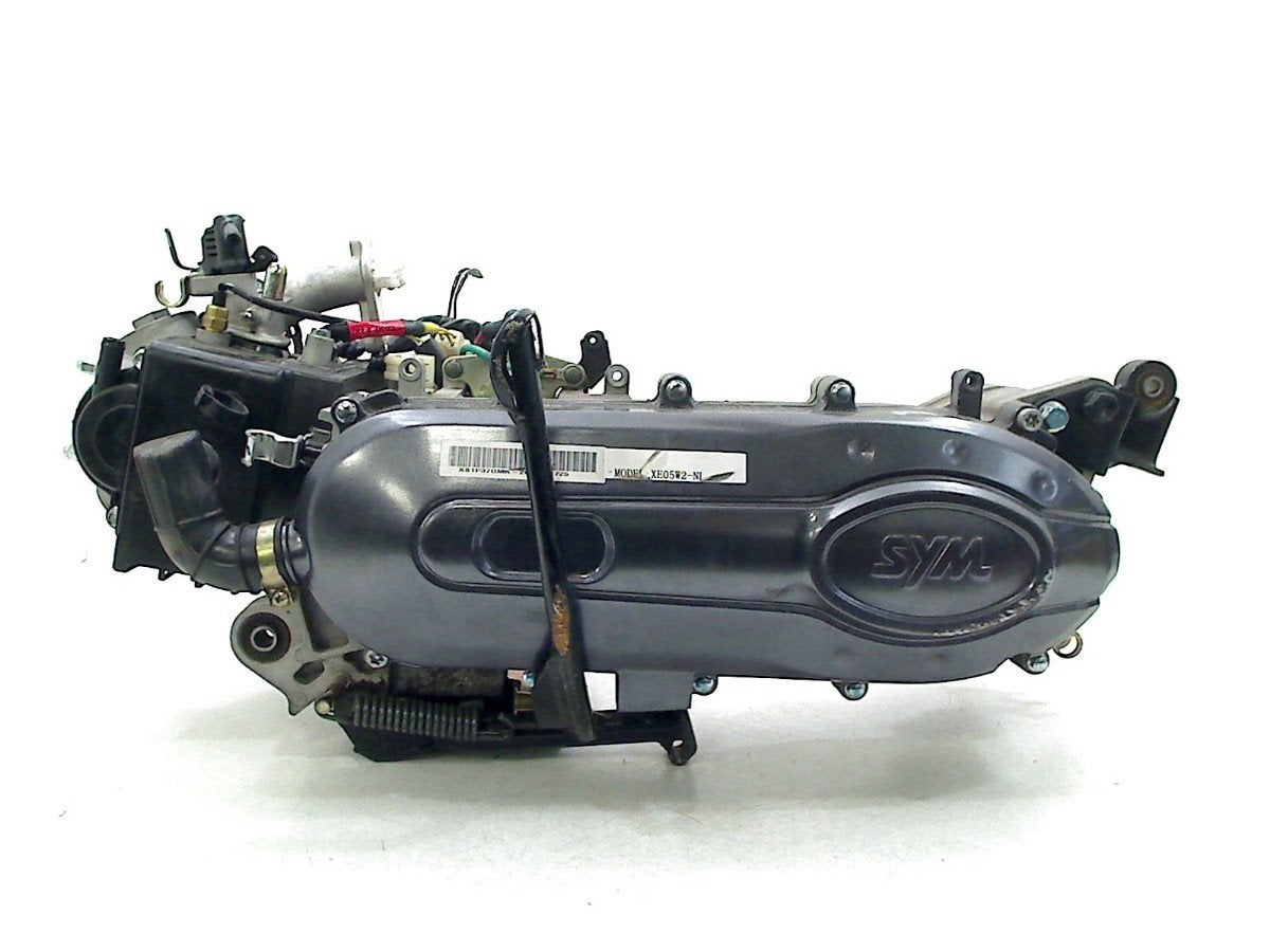 MOTORBLOK Sym Orbit 3 NEW ENGINE 4T 50cc (XE05W1-NL (L8-M0), Fietsen en Brommers, Gebruikt, P.J. Troelstraweg 8 8
3144 CX  MAASSLUIS, NL