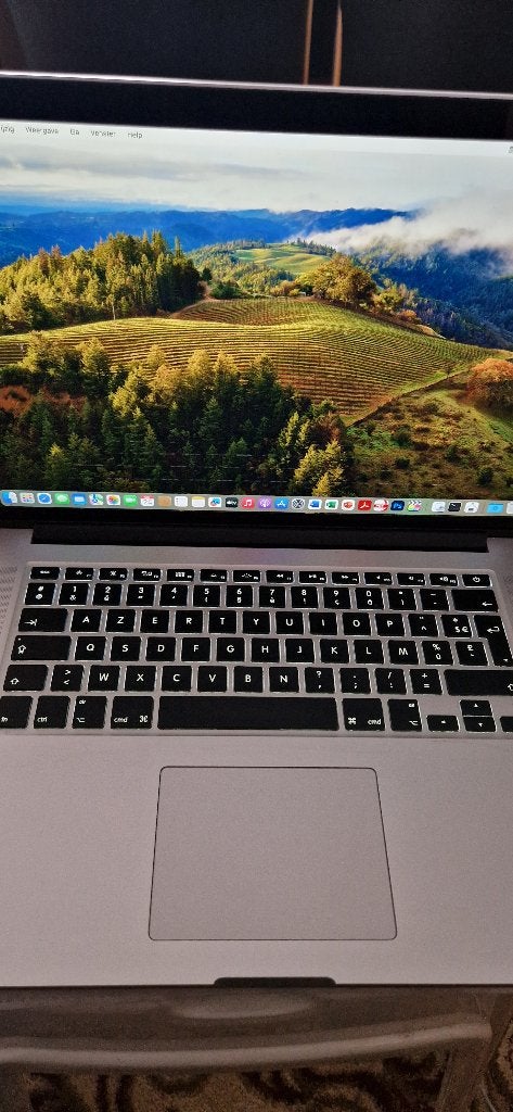 Macbook Pro 5K Retina i7 + met Office Pakket, Gebruikt, 15 inch, Azerty, 16 GB