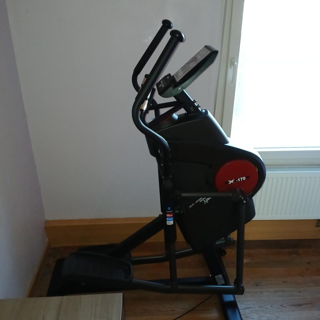 DKN multi motion trainer XC-170i, Sport en Fitness, Ophalen, Zo goed als nieuw, Crosstrainer