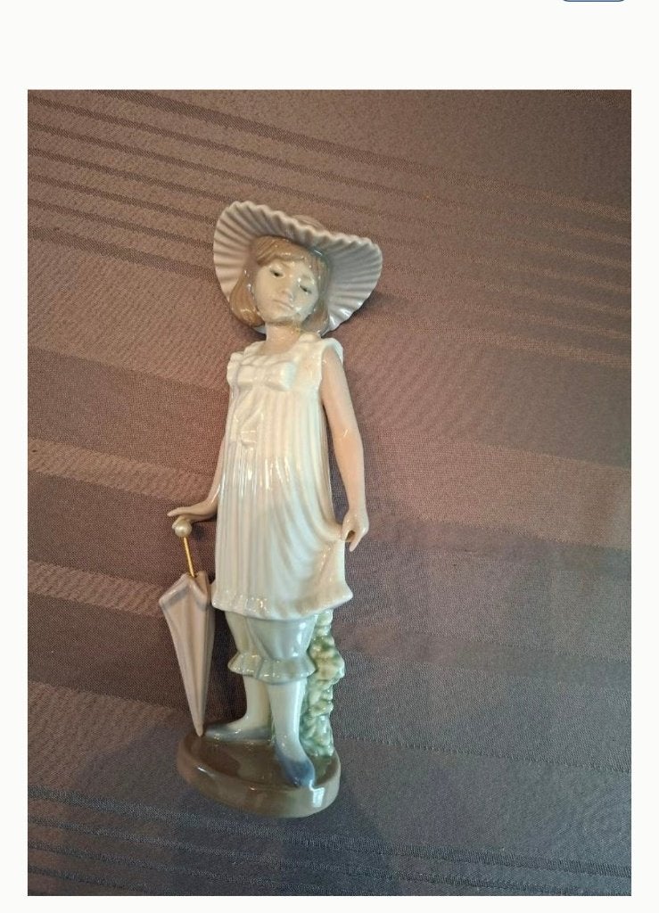 Nao by Lladro beeldje, Verzamelen, Beelden en Beeldjes, Ophalen, Gebruikt, Overige typen