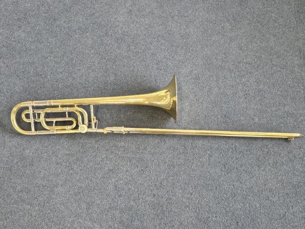 Trombone ténor Stradivarius 36B en si bb/f de Vincent Bach, Musique & Instruments, Instruments à vent | Trombones, Utilisé, Ténor