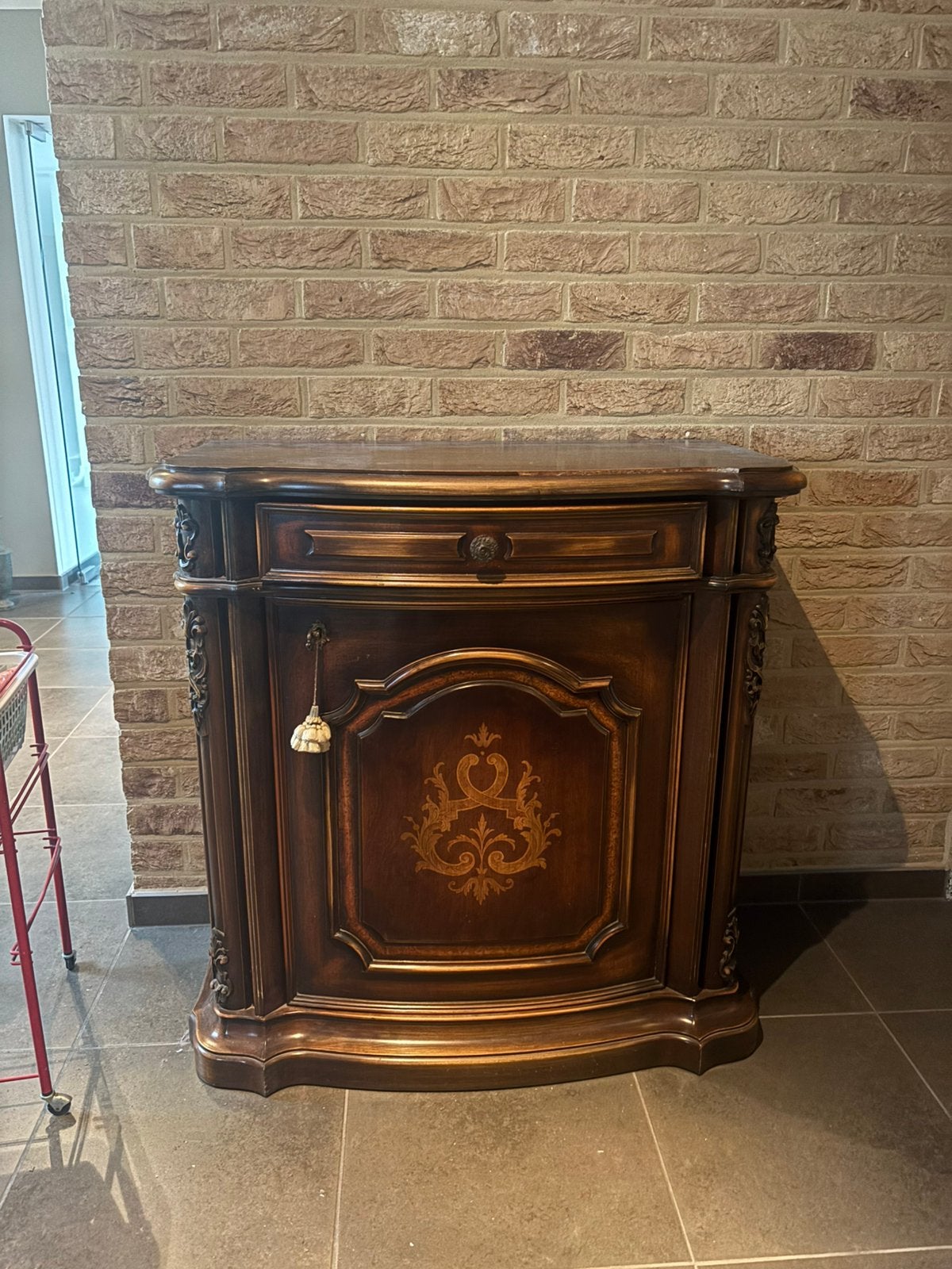Klassieke dressoir / kommode, Antiek en Kunst, Ophalen