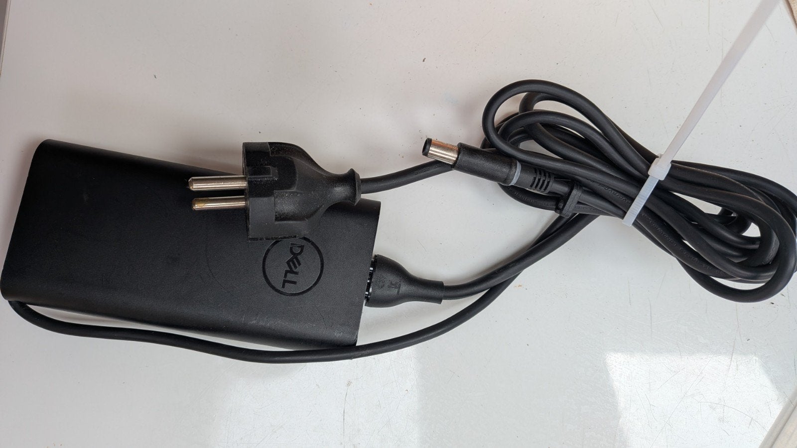 Dell Original 180W Laptop Charger (19.5V 9.23A) – Genuine De, Computers en Software, Laptop-opladers, Ophalen