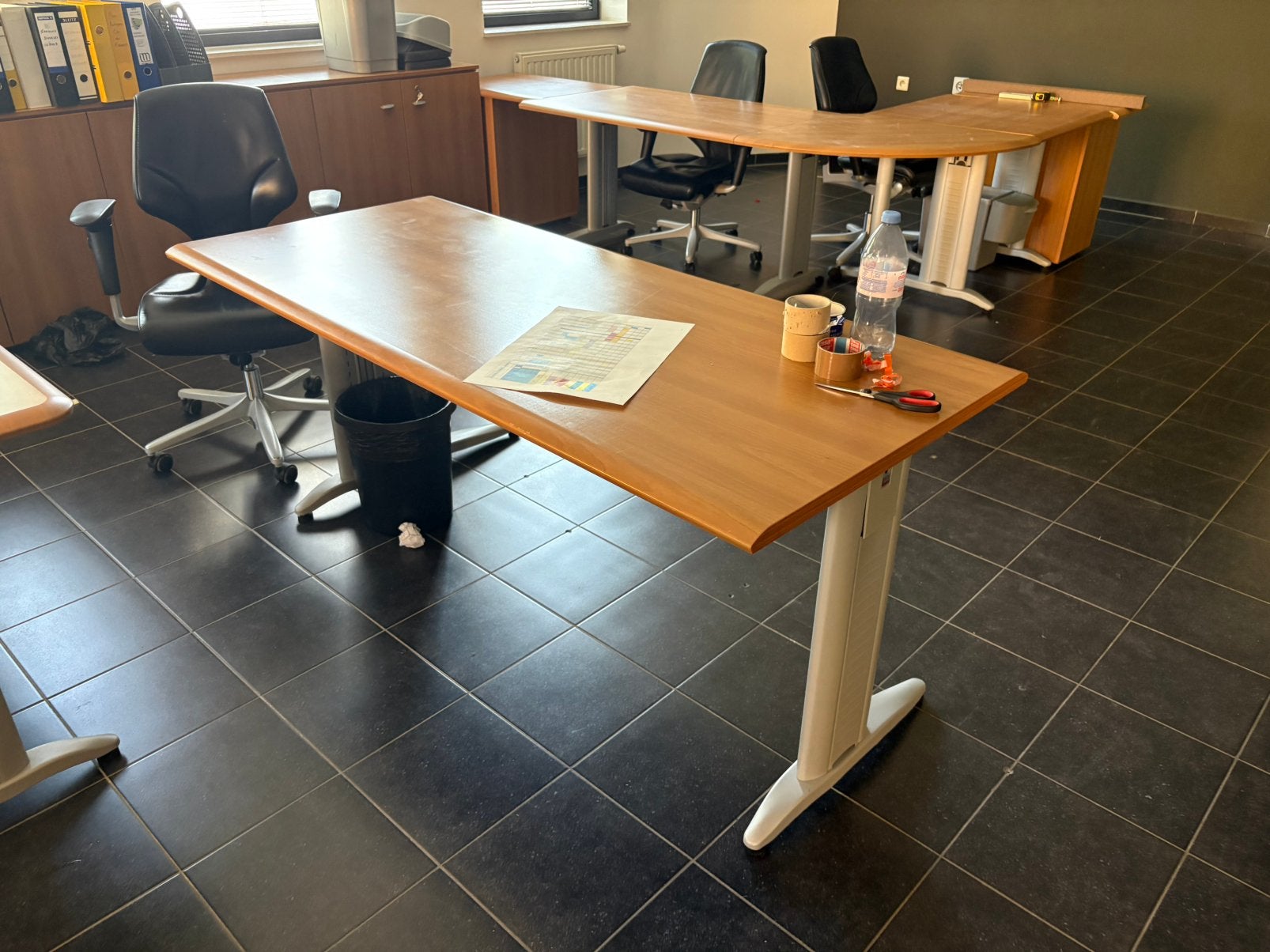 Bureaux, Enlèvement, Utilisé
