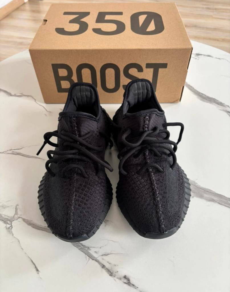 Yeezy 350 V2, Enlèvement ou Envoi, Comme neuf